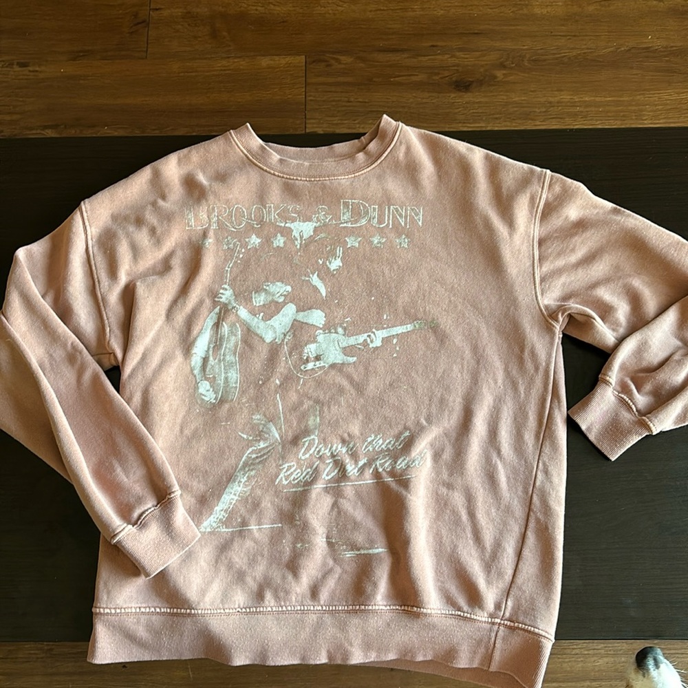 Brooks and Dunn crew neck